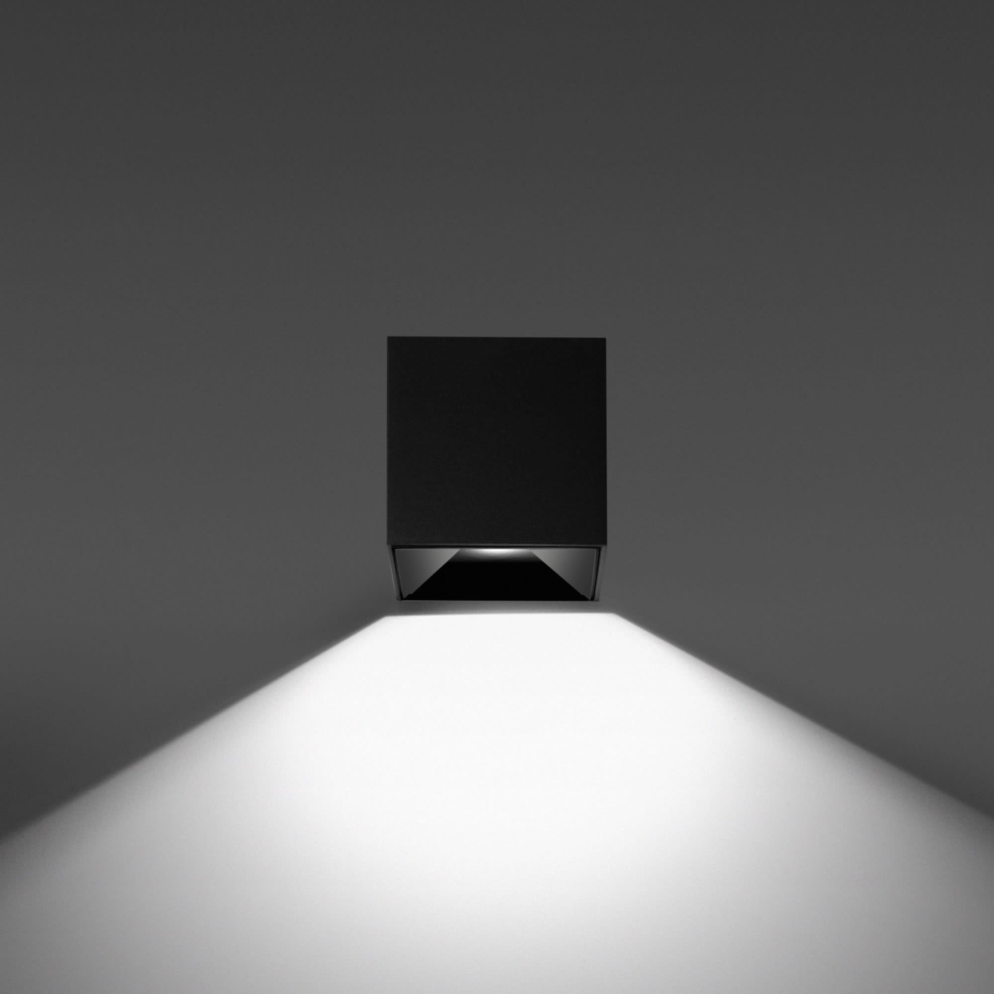 Simes - Applique murale APPLY 2700 K CRI 90 723 lm noir