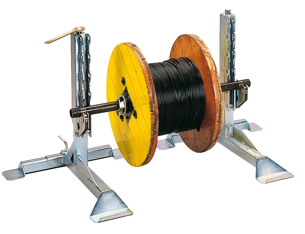 Cable Equipements - Chandelles à vis sans fin AXO1600R (anciennement SM12), pour touret poids maxi