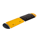Cable Equipements - Ralentisseur modulable jaune et noir - Longueur 1m (2 élements de 50cm) - H50mm