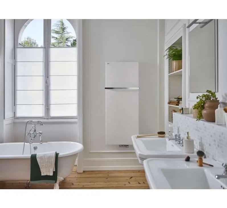 Acova - Alizéa Spa EC face lisse, blanc RAL 9016, 863W, H 1800 / L 500 mm, barre blanc