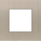 MODELEC - Façade Empreintes PLAN Nickel Satiné Simple Détecteur présence ou prise interna