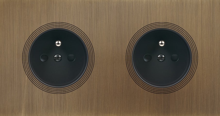 MODELEC - Façade Empreintes VOLUME Vieux Bronze Double Horiz 2 Prises de Courant, mag