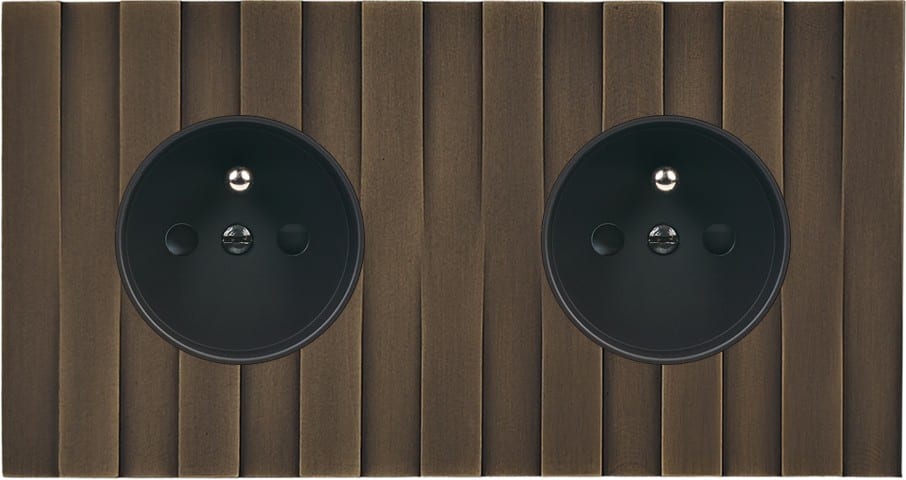 MODELEC - Façade Empreintes LIGNE Vieux Bronze Double Horizontale 2 Prises de Courant, mag