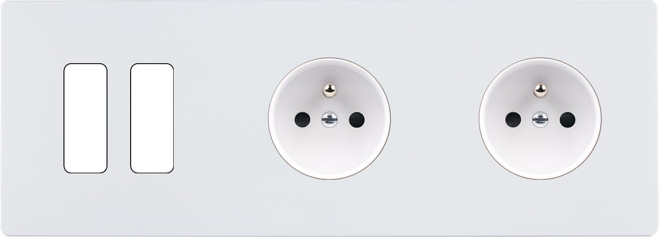 MODELEC - Façade "M" Blanc Mat Triple Horizontale 2 Boutons 1 Prise 1 Prise magnétique