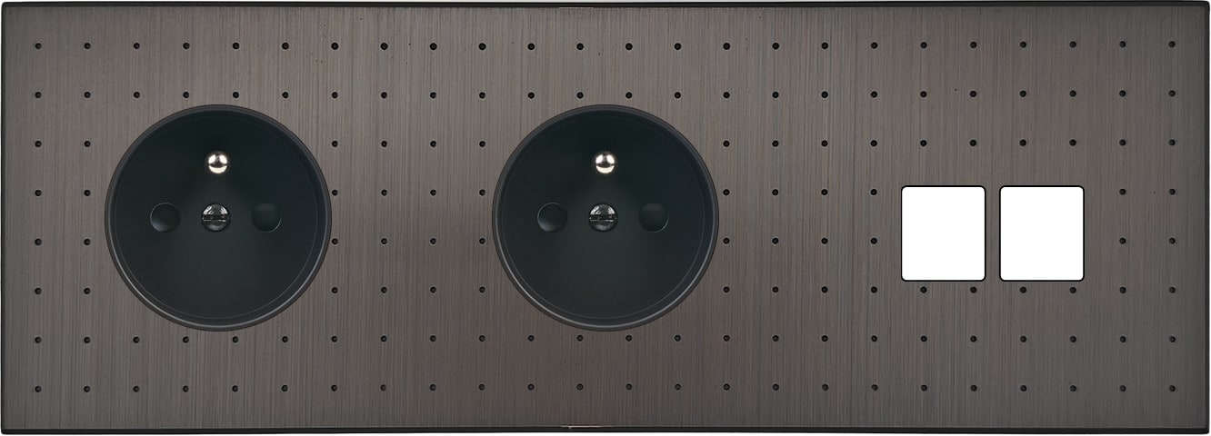 MODELEC - Façade Empreintes POINT Canon de Fusil Triple Horiz 2 Prises de Courant M2 M