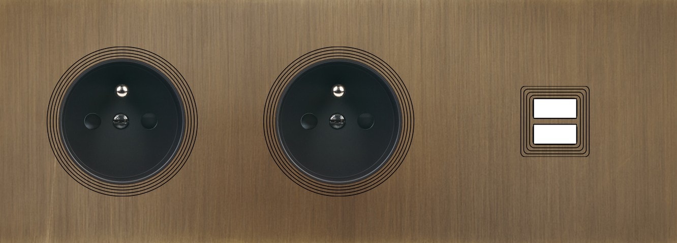 MODELEC - Façade Empreintes VOLUME Vieux Bronze Triple Horiz 2 Prises de Courant U1 M