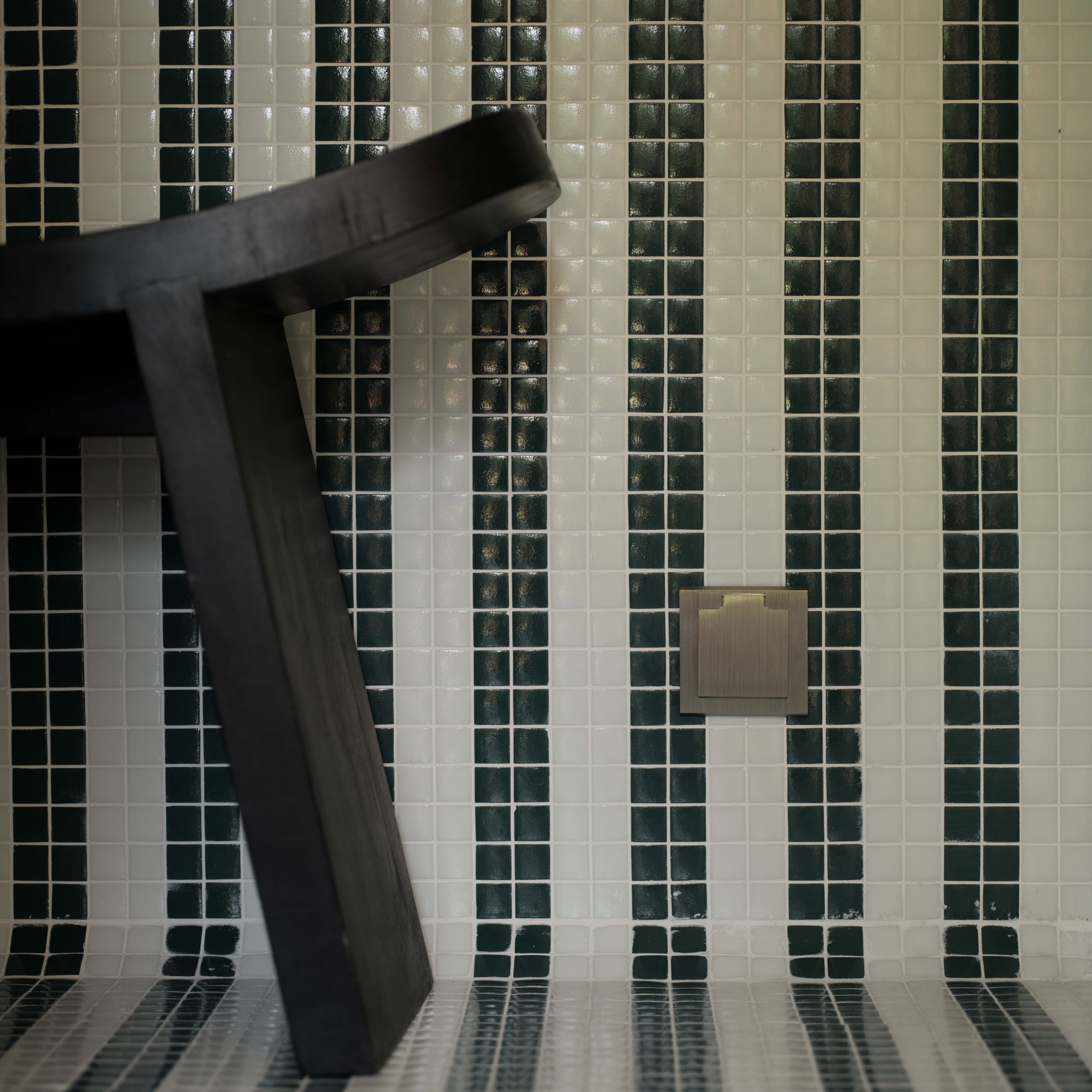 MODELEC - Façade Confidence Laiton Blanc Mat Double Prise Schuko à Clapet