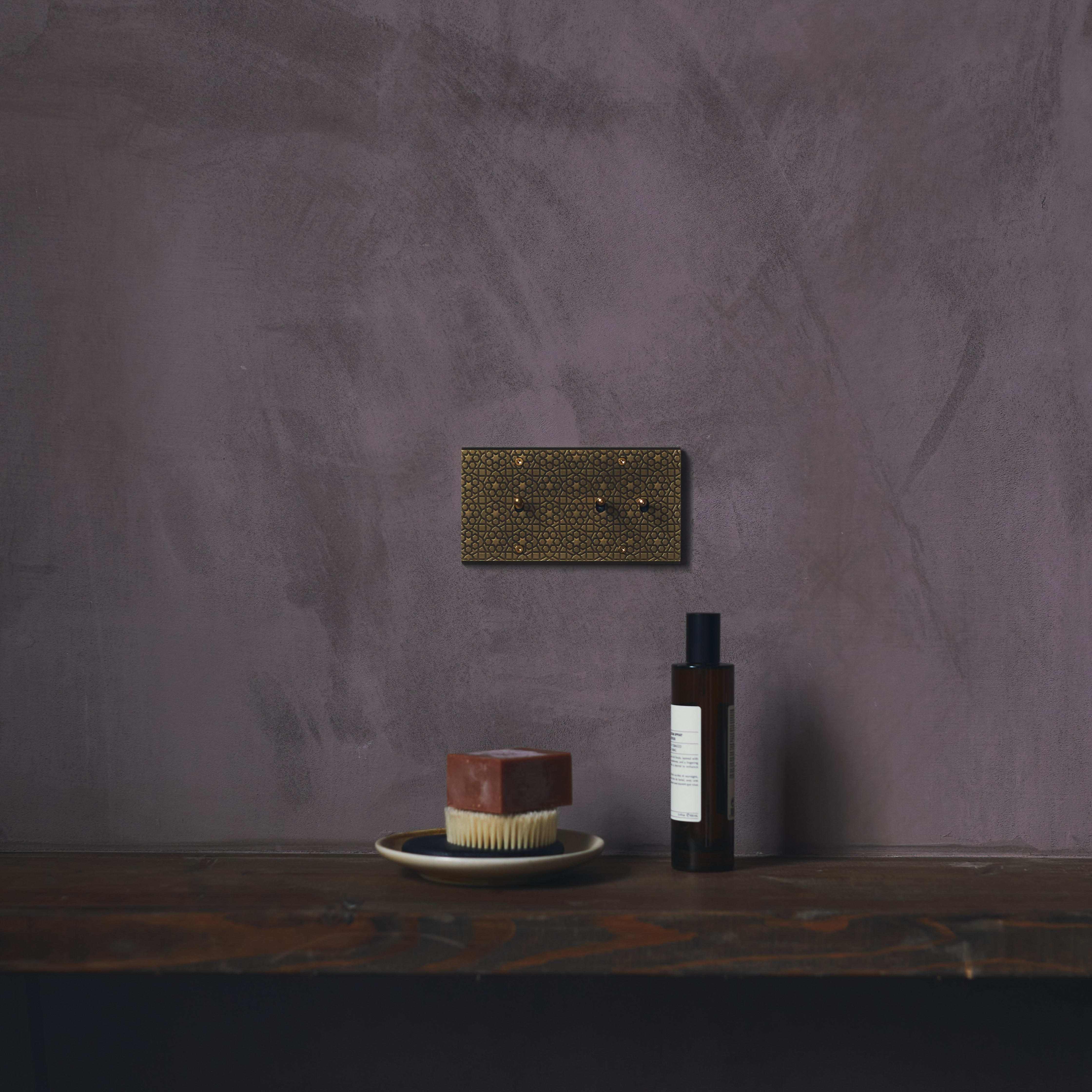 MODELEC - Façade Fascination Laiton Atlas Triple Verticale PCK M1 M2 Vis