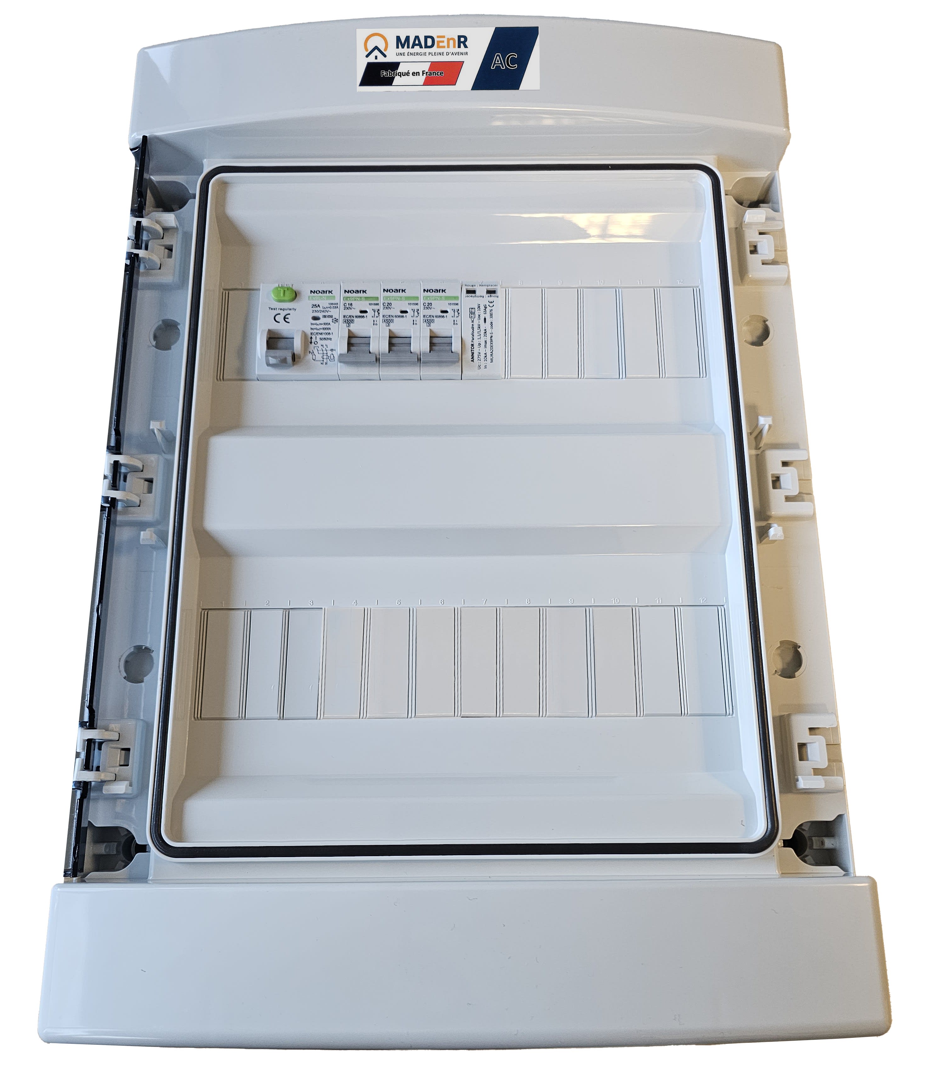 Madenr - Coffret AC Mono micro onduleur autre Enphase 3kW (C20) Prise place Envoy 30mA
