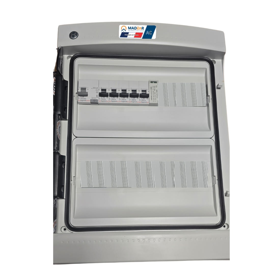 Madenr - Coffret AC Mono micro onduleur autre Enph 9kW (3xC20) Prise place ECU-C LG 30mA