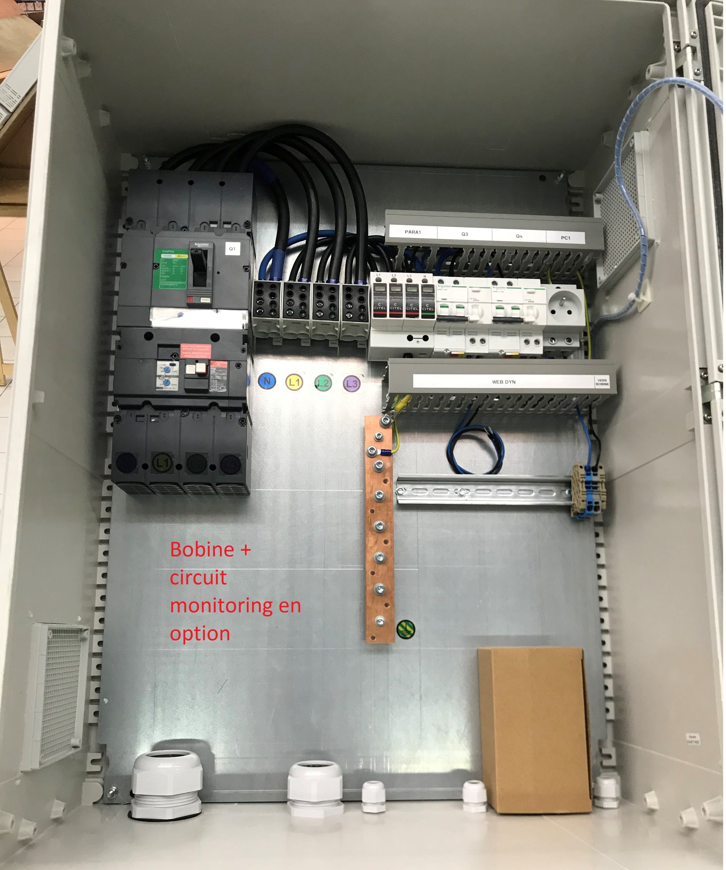 Madenr - Coffret AC triphasé 100kW 1 onduleur (C160) polyester sans différentiel