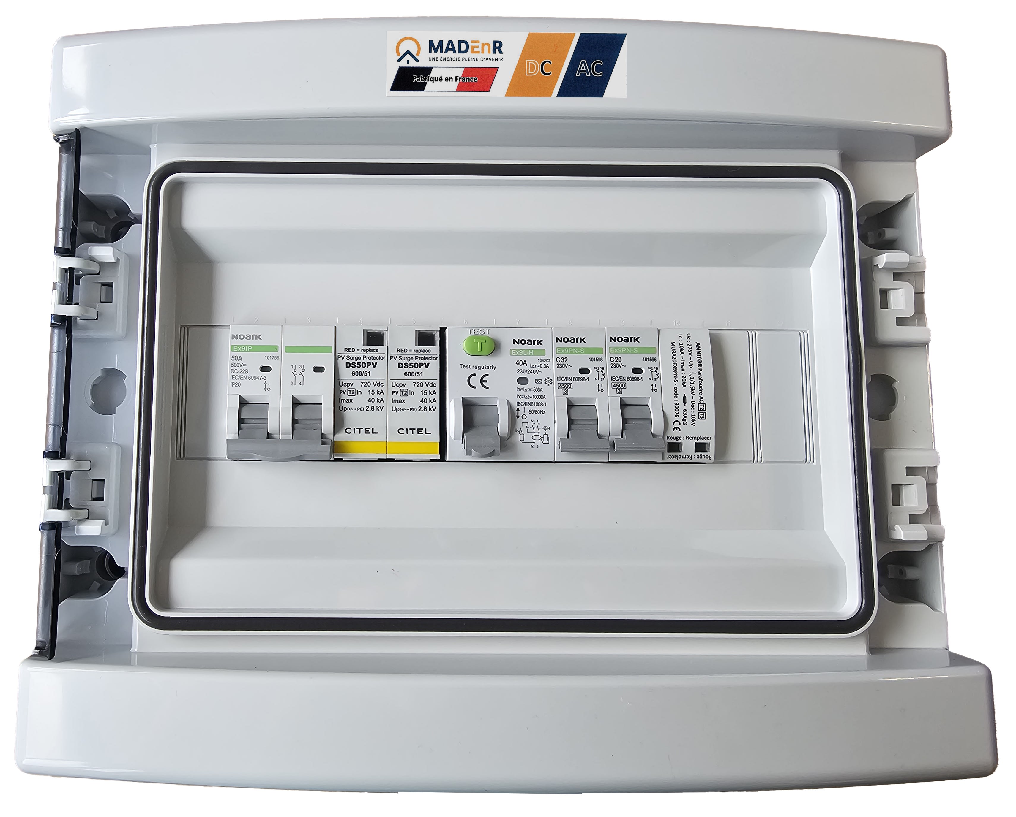 Madenr - Coffret DC+AC 600V Monophasé 1MPPT de 2 Strings avec para 1 ond 6kW (C32) 300mA