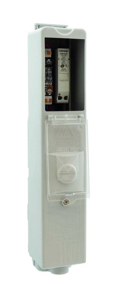 Seifel - Boîtier classe 2 PERFOFAST 72 + 1CC 10x38 Uni+N+IDR/2 bornier 2x4x25mm²