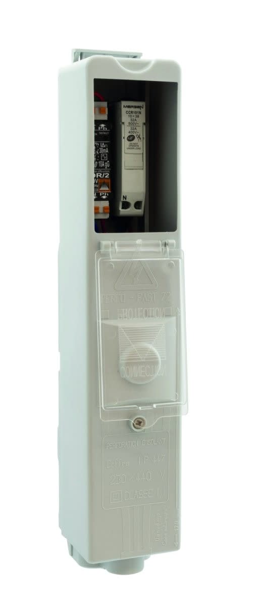 Seifel - Boîtier classe 2 PERFOFAST 72 + 1CC 10x38 Uni+N+IDR/2 bornier 2x4x25mm²