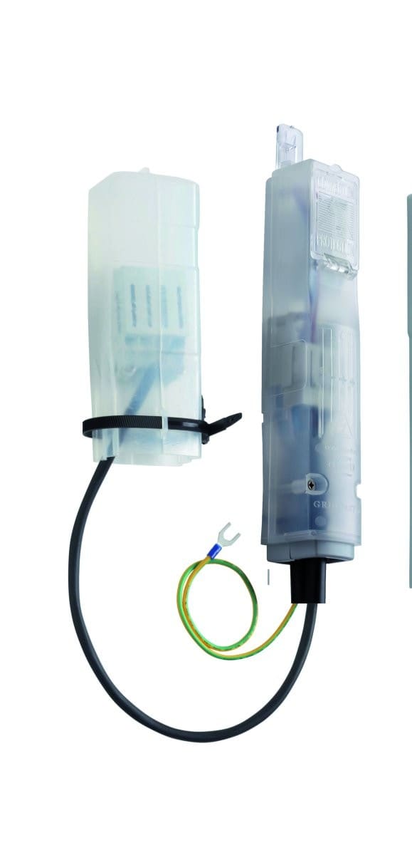 Seifel - Boîtier classe 2 GF60 2CC 10x38 Uni+N+IDR/2+Paraf. +bornier 2x4x16 mm² sous coif