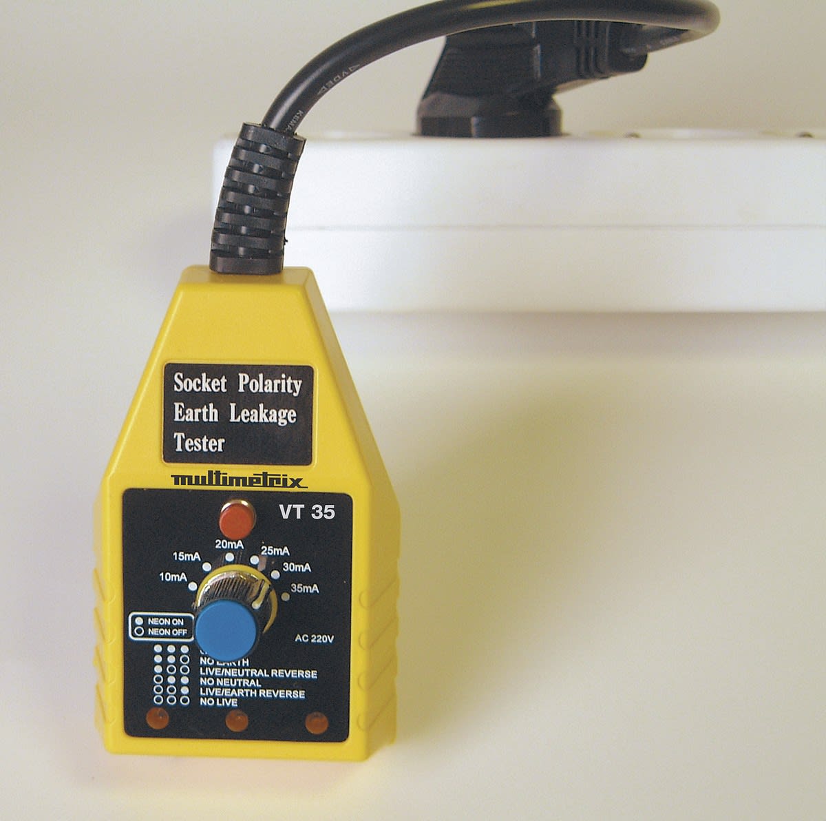 Multimetrix - VT35 test prise 2P+T avec déclenchement DDR
