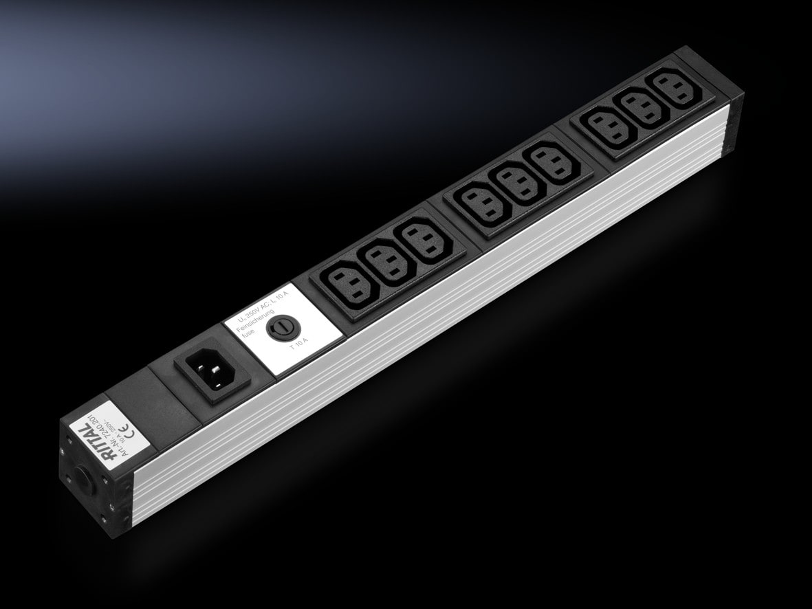 Rittal - Bandeau de prises pour prises CEI 320 19", 9 prises CEI320 C13