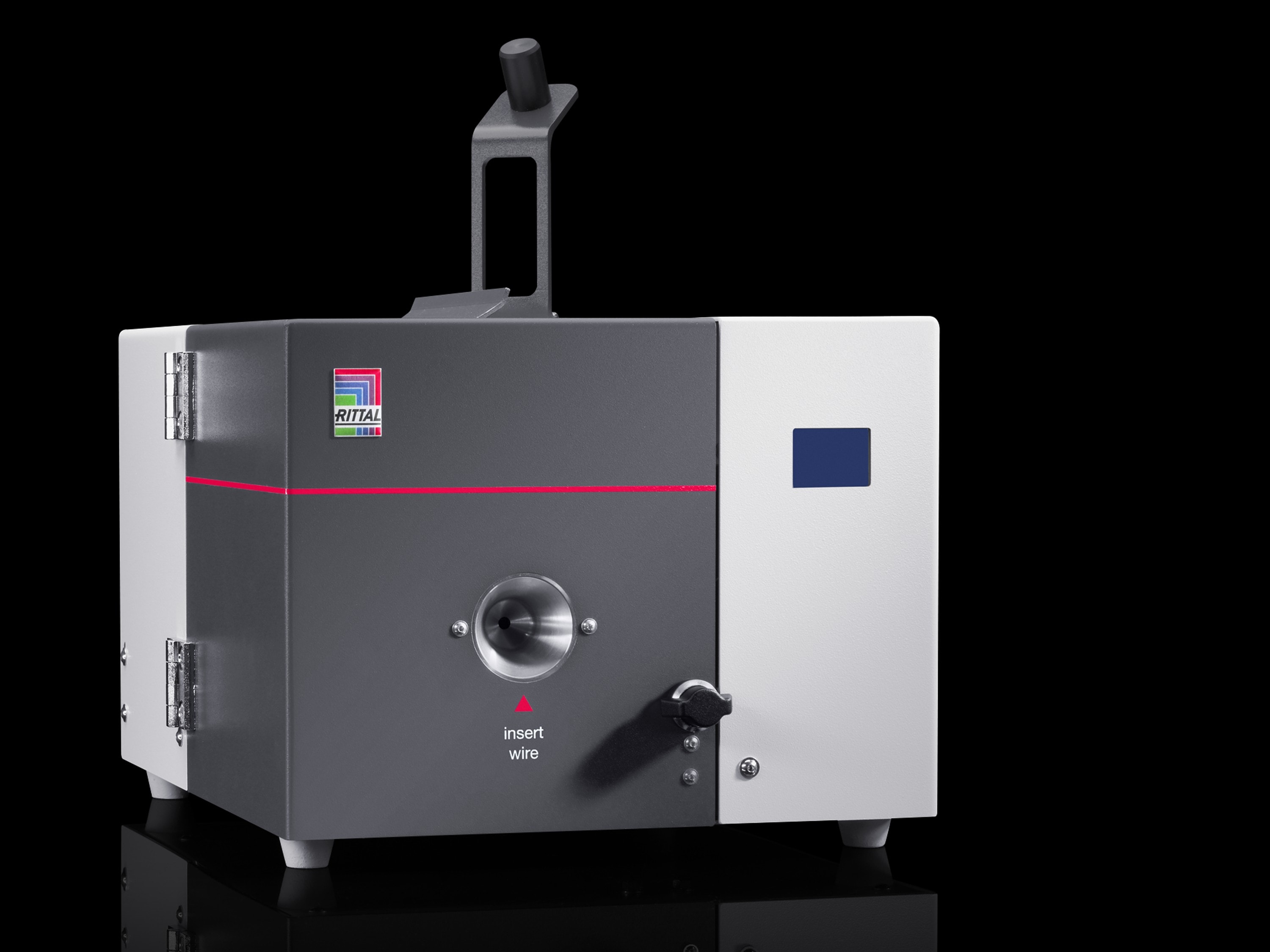Rittal - Machine à sertir embout sur bande R8E gamme automation systems
