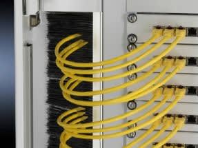 Rittal - 4 Brosses verticales