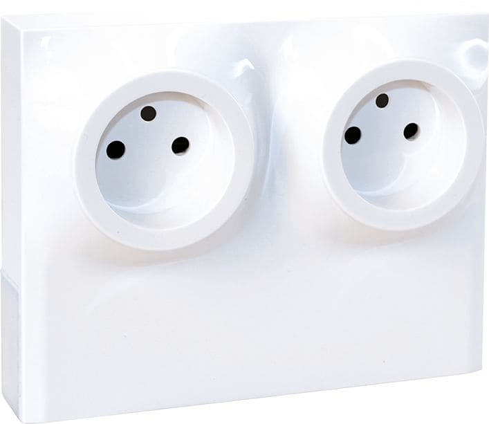 Eur Ohm - ADAPTATEUR MOULURE hauteur 16 max 2 POSTES pour PC 2P+T