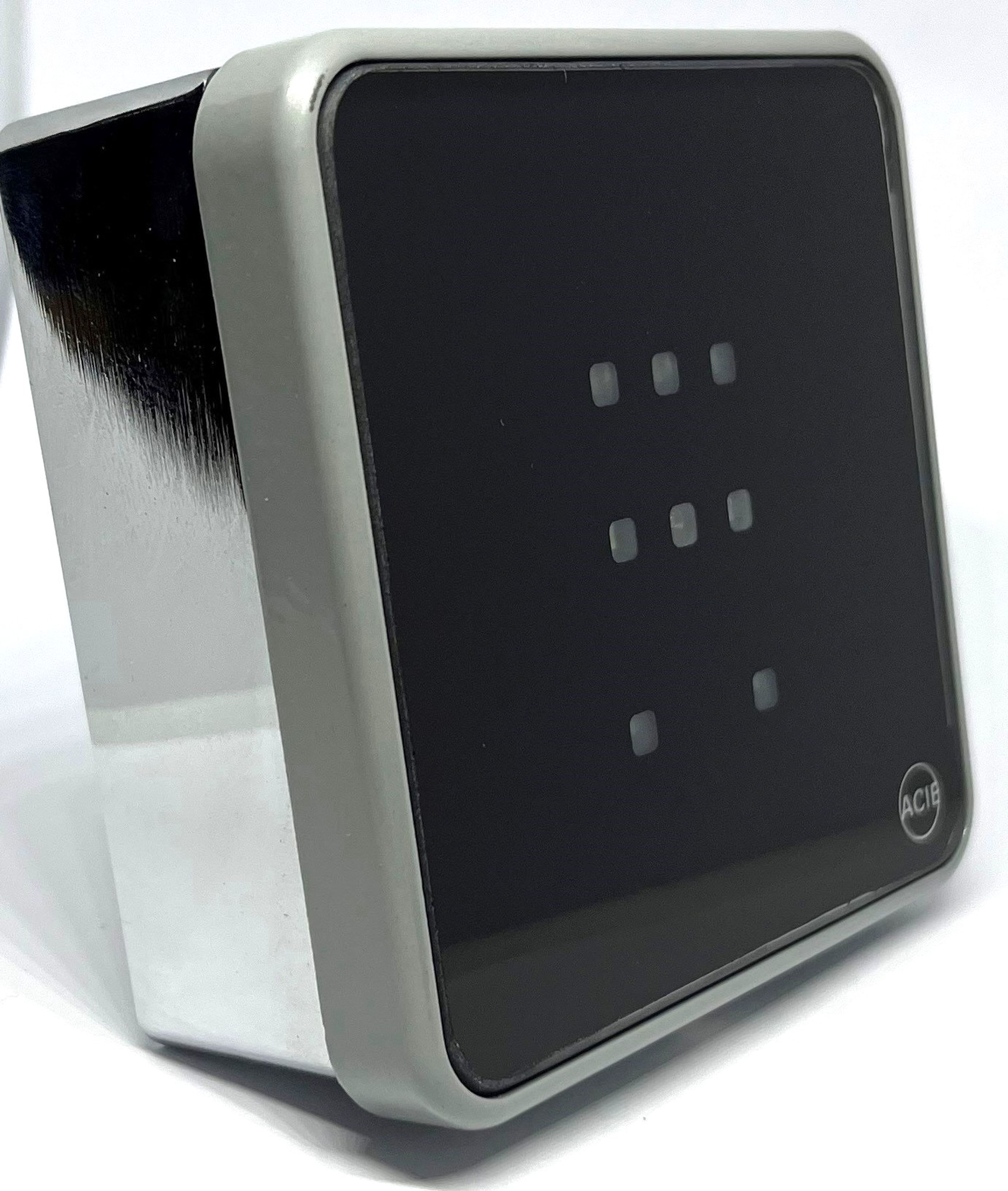Acie Automatisme - Lecteur de proximité mifare encastrable et qr codes