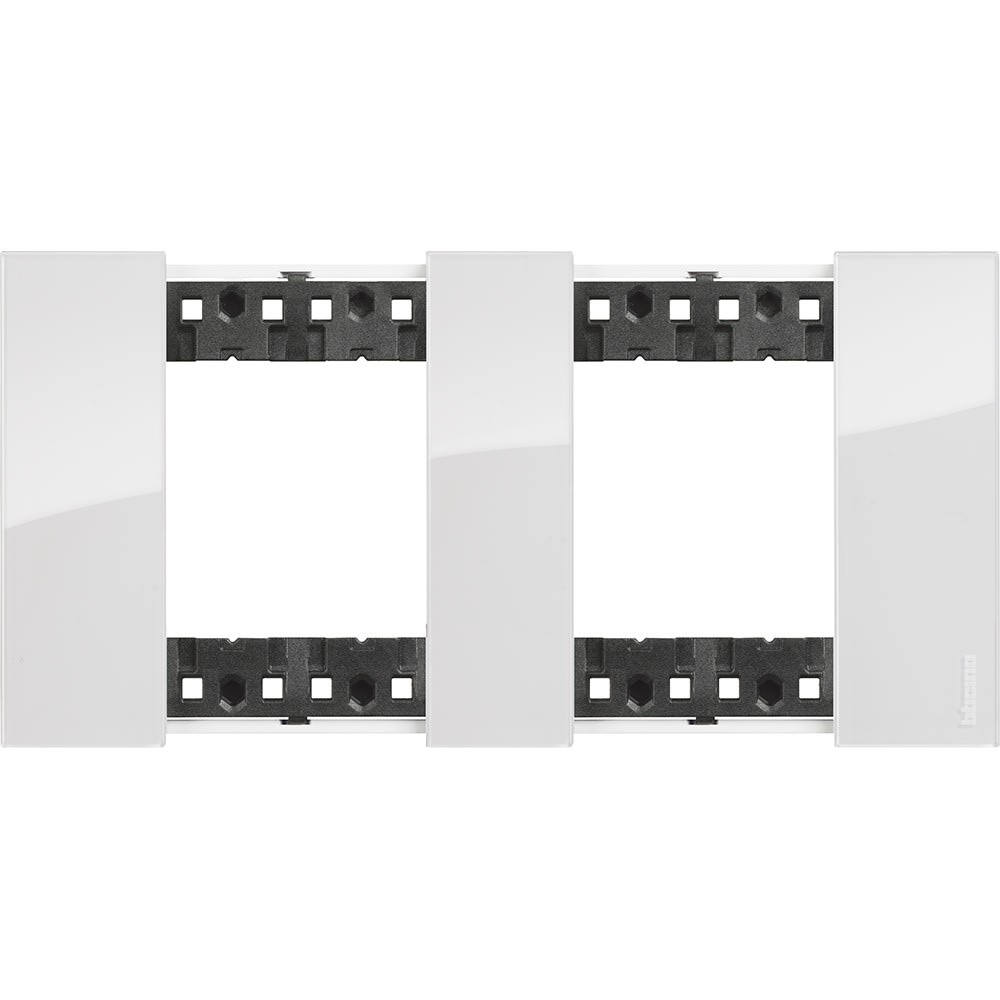 Bticino - Plaque de finition Living Now Collection Les Blancs 2x2 modules finition Glacier