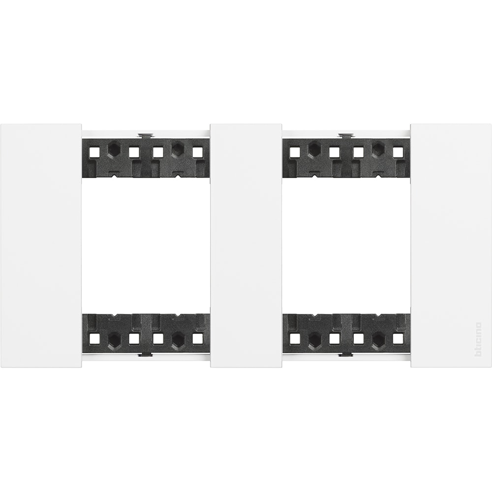Bticino - Plaque de finition Living Now Collection Les Blancs 2x2 modules finition Blanc