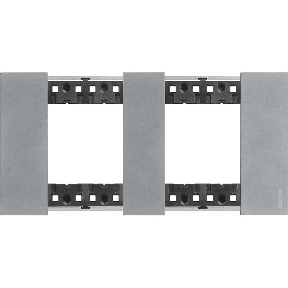 Bticino - Plaque de finition Living Now Collection Les Blancs 2x2 modules - Acier Moon