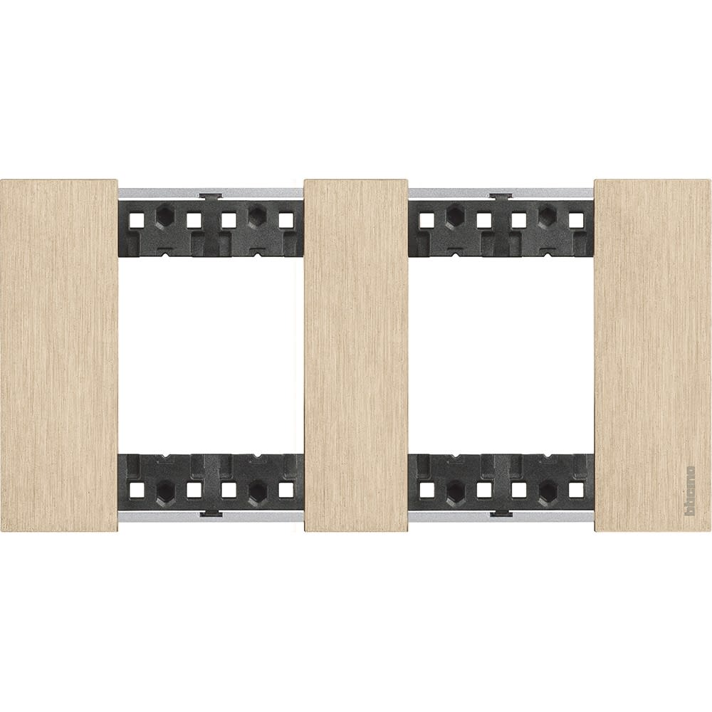 Bticino - Plaque de finition Living Now Collection Les Blancs 2x2 modules finition Or