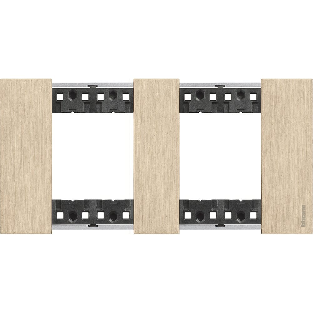 Bticino - Plaque de finition Living Now Collection Les Blancs 2x2 modules finition Or