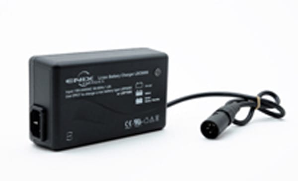 Enix - Unite(s) Chargeur lithium-ion 4 cellules 16.4V-3.5A 110-230V LBC6000