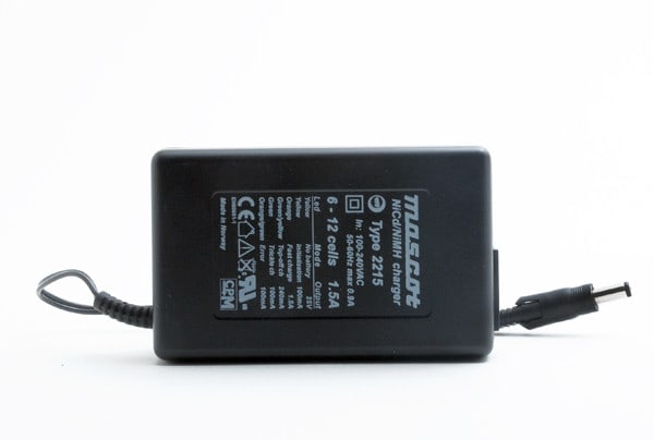 Enix - Unite(s) Chargeur NiCd-NiMH 6 a 12 cellules-1.5A 110-220V Mascot 2215
