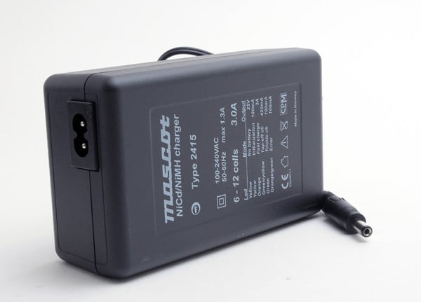 Enix - Unite(s) Chargeur NiCd-NiMH 6 a 12 cellules-3A 110-230V Mascot 2415 Timer securi