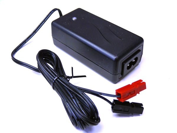 Enix - Pièce(s) Chargeur plomb 12V/1A 110-230V Hydreka + connecteur Anderson