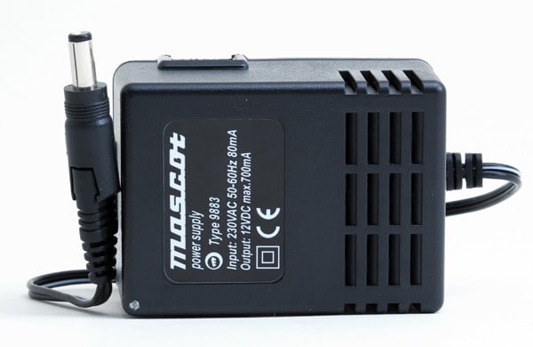 Enix - Unite(s) Alimentation a decoupage 12V- 0.7A 230V Mascot 9883 3630