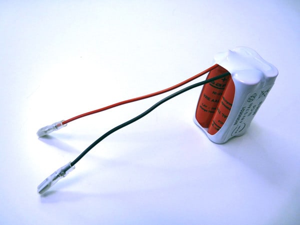 Enix - Pack(s) Batterie Nicd 4x AA 4S1P ST2 4.8V 700mAh cosses Faston 2.8mm isolees