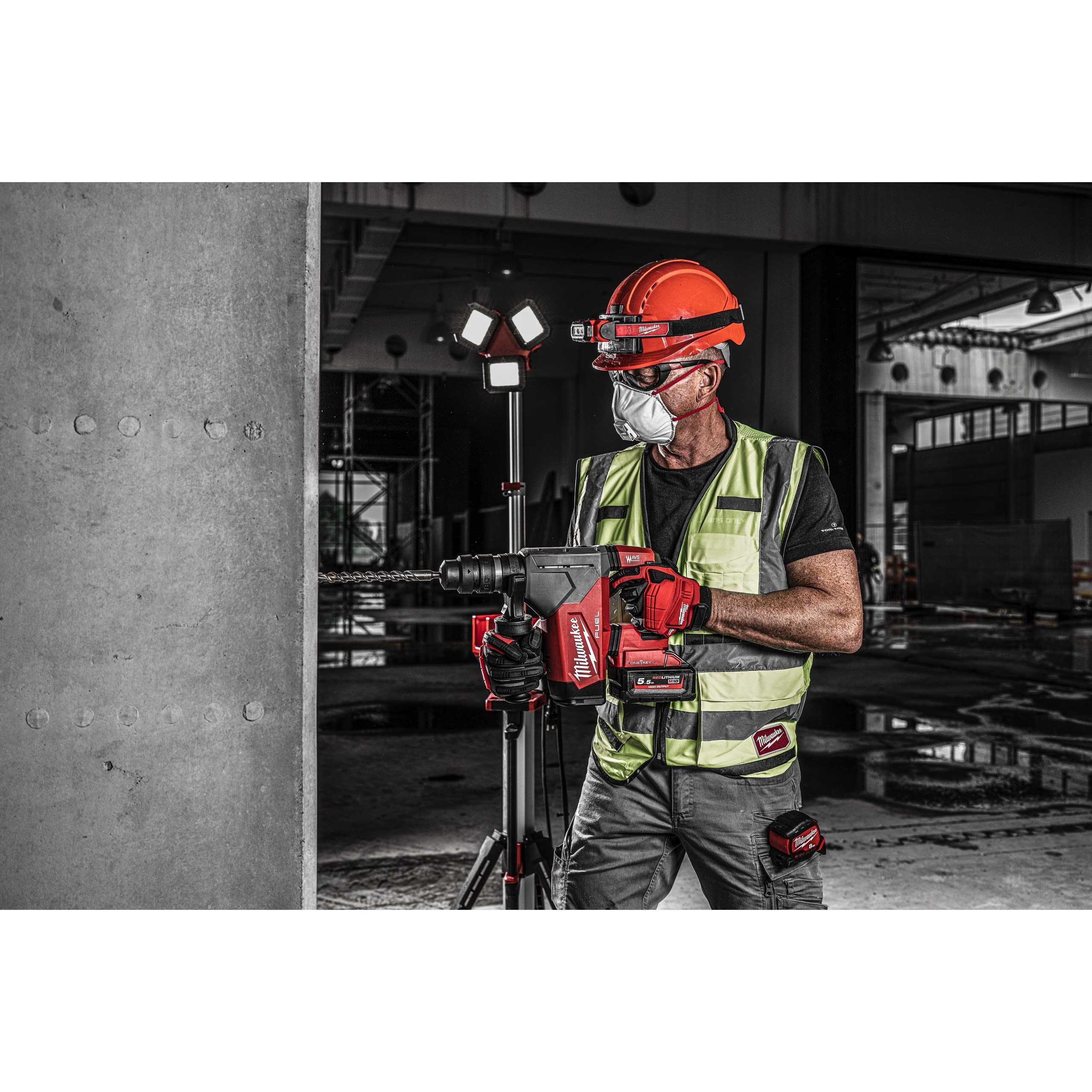 MILWAUKEE - PERFORATEUR - BURINEUR SDS+ 18 VOLTS FUEL ONE KEY