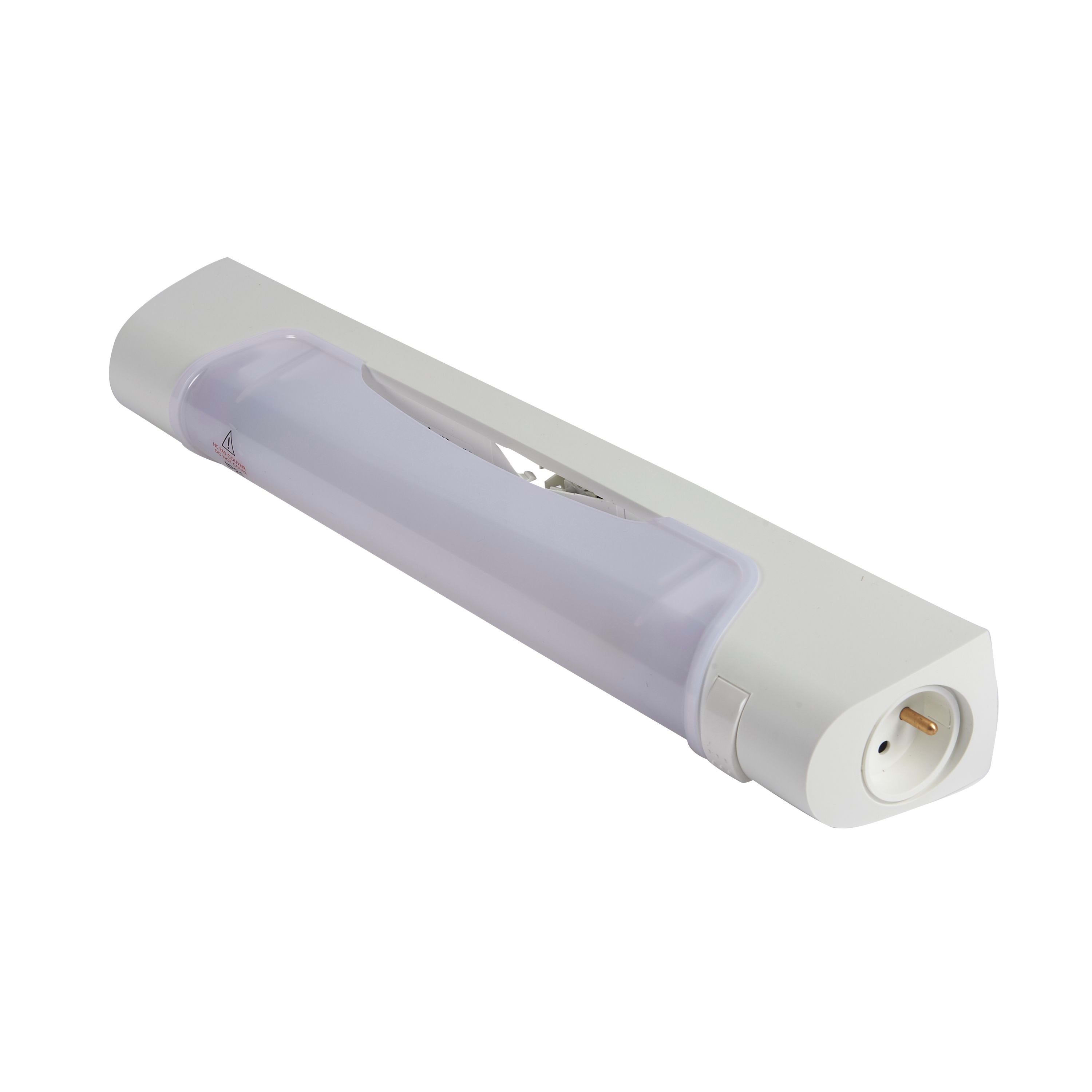 Sarlam - Applique 470mm IP21 et IK04 Prismaline équipée tube LED S19 - inter et prise