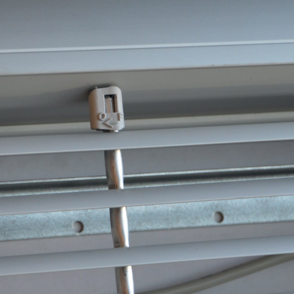 Aldes - Sachet de 10 Clips verrou pour les volets OPTONE + Grille