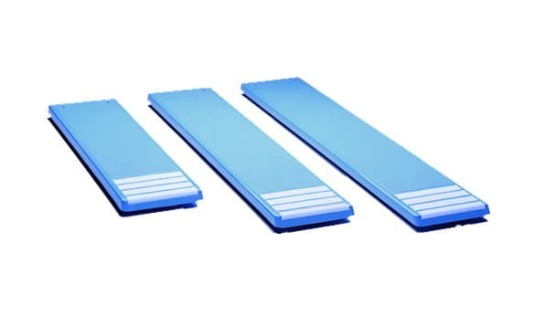 Astralpool - Planche plongeoir Long 2,50m  L0,46m, polyester et fibre de verre anti-derapante