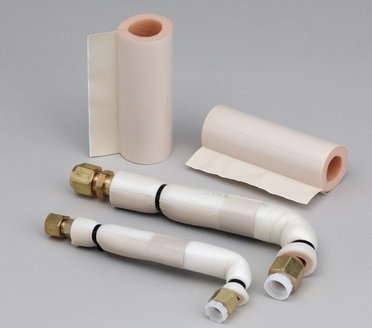 Toshiba Climatisation - Kit tuyauterie pour plafonnier equipé de la pompe de relevage TCB-DP31CE