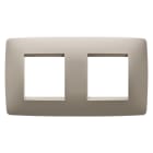 Gewiss - PLAQUE ONE INT. 2+2P H CHANVRE