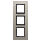 Gewiss - PLAQUE APPAREILLAGE LUX 2+2+2P V MÉTAL ALUMINIUM - GW16227WS