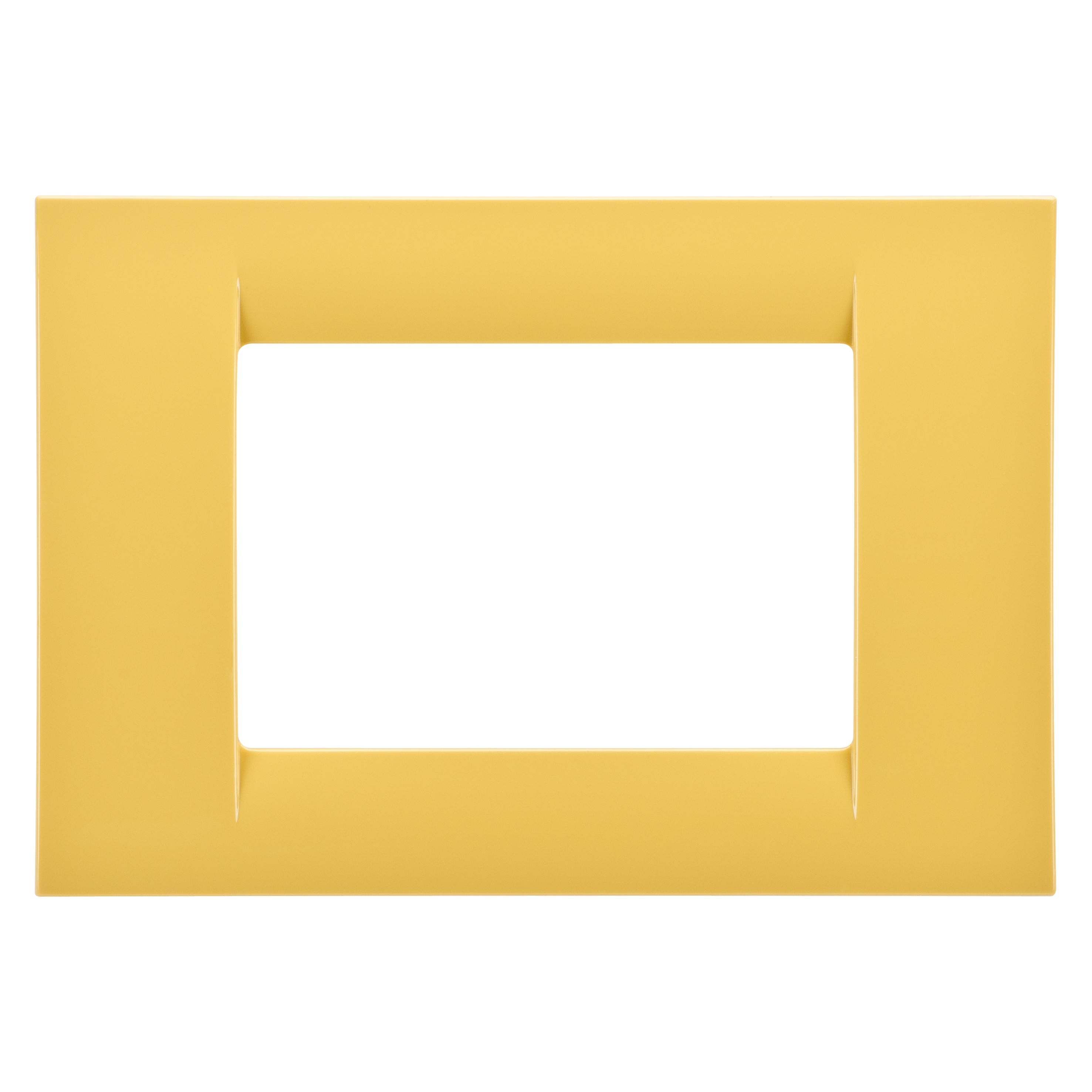 Gewiss - PLAQUE APPAREILLAGE 3 POS.JAUNE MAIS SYSTEM VIRNA - GW22183