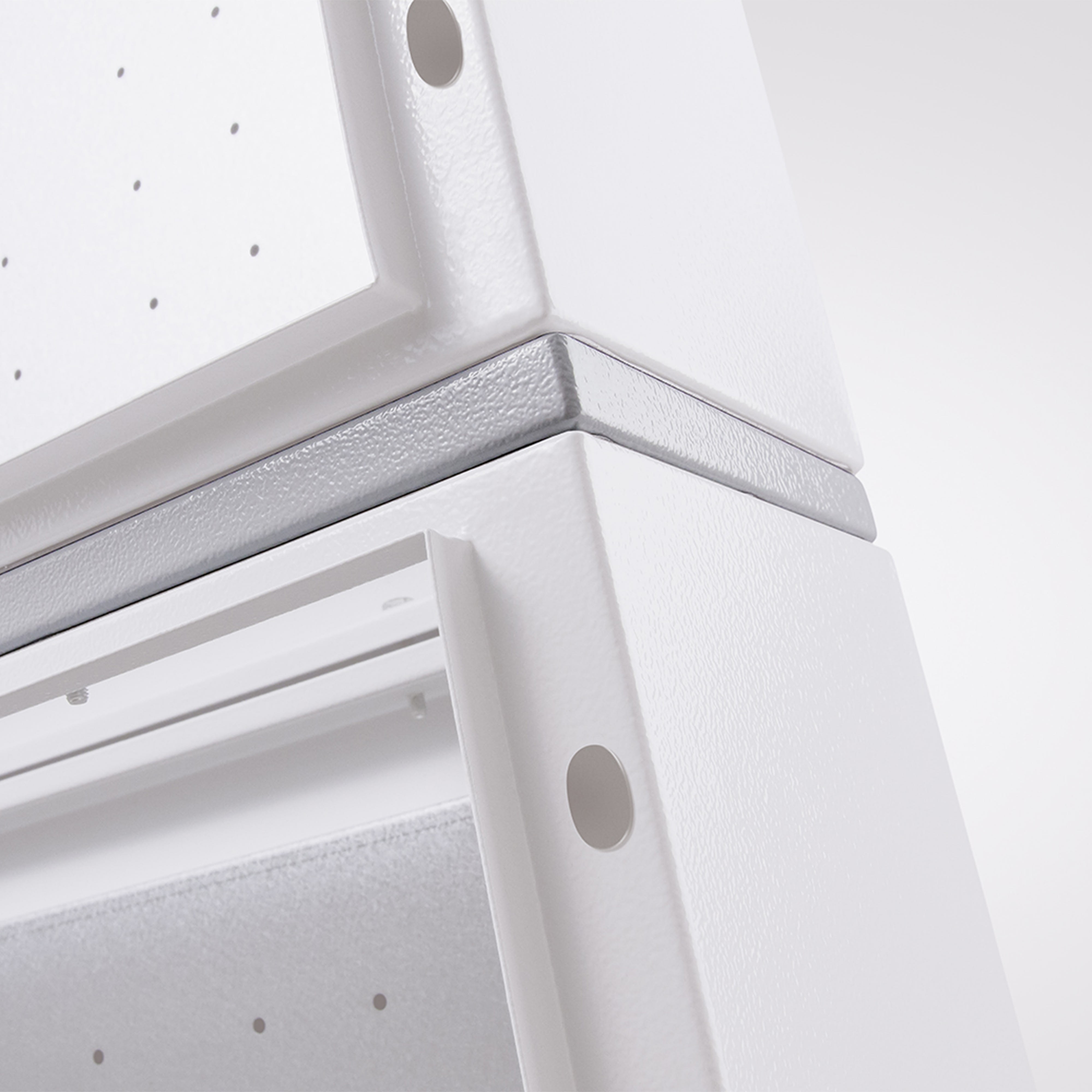 Gewiss - QDX 630H PARETE KIT SOVRAP 850x300 - GWD3126