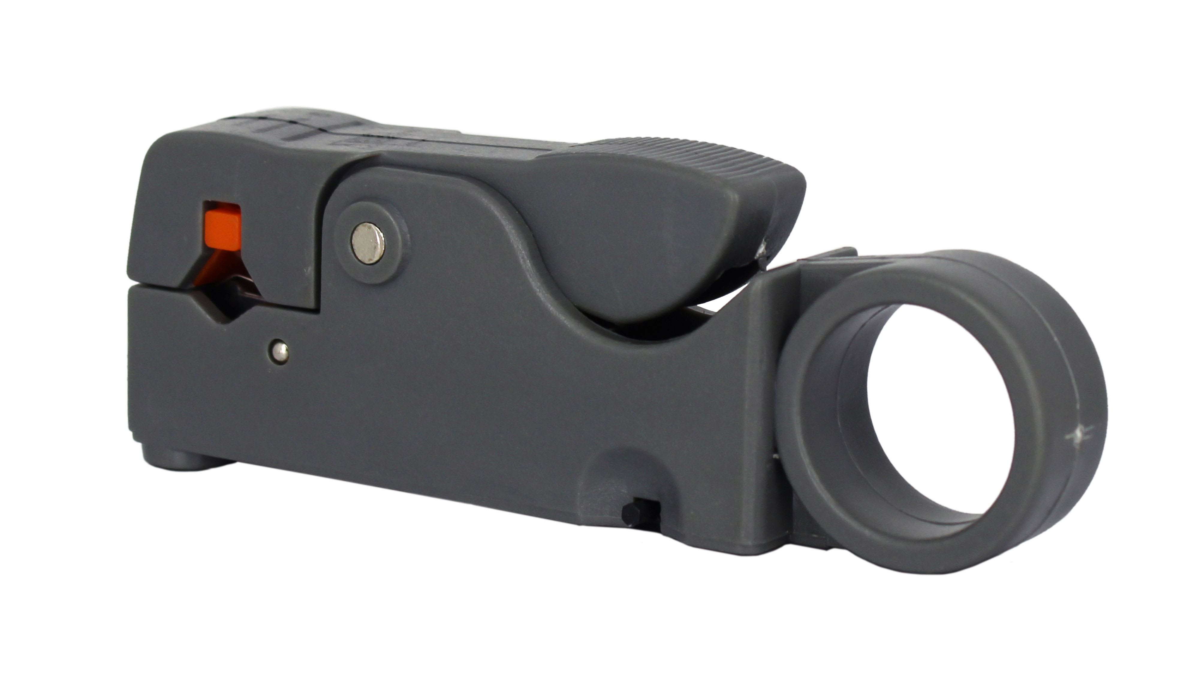 CAE Data - OUTIL A DENUDER QUICOAX