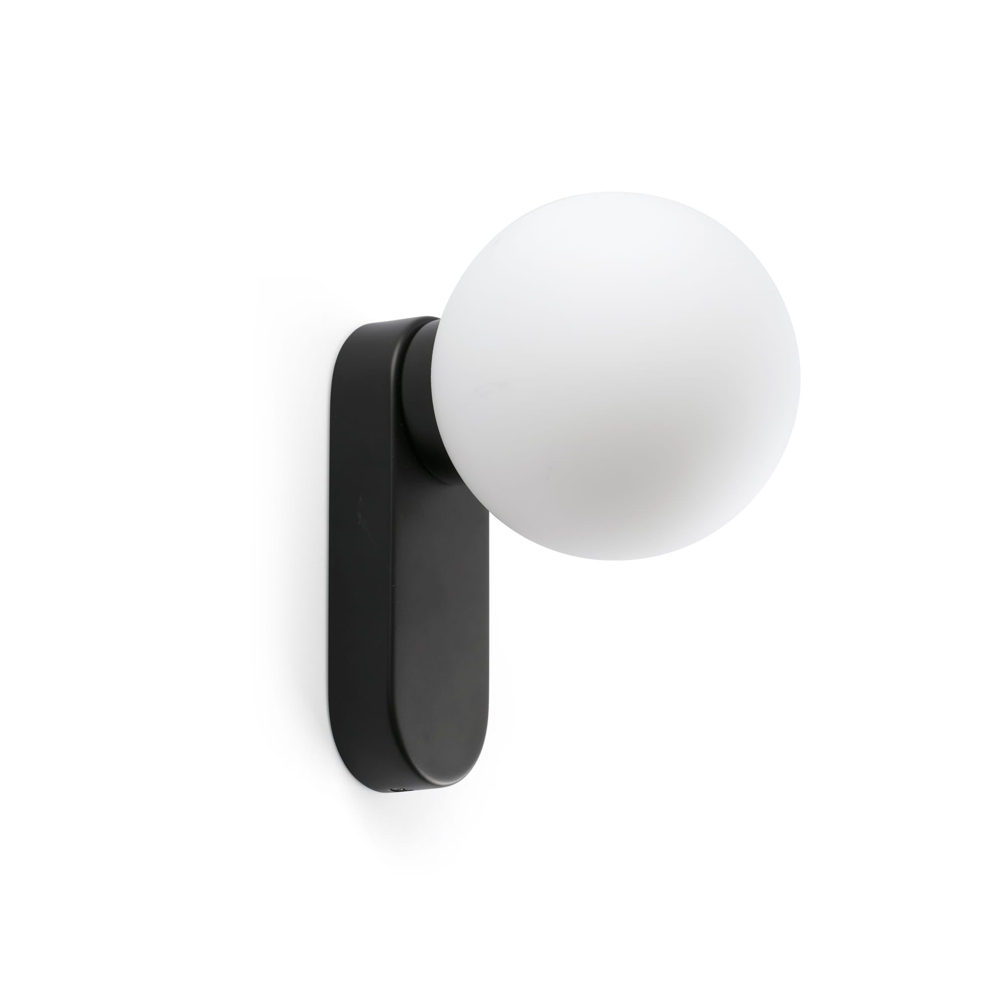Faro - Applique MABE, luminaire noir LED pour salle de bain, économe et élégant.