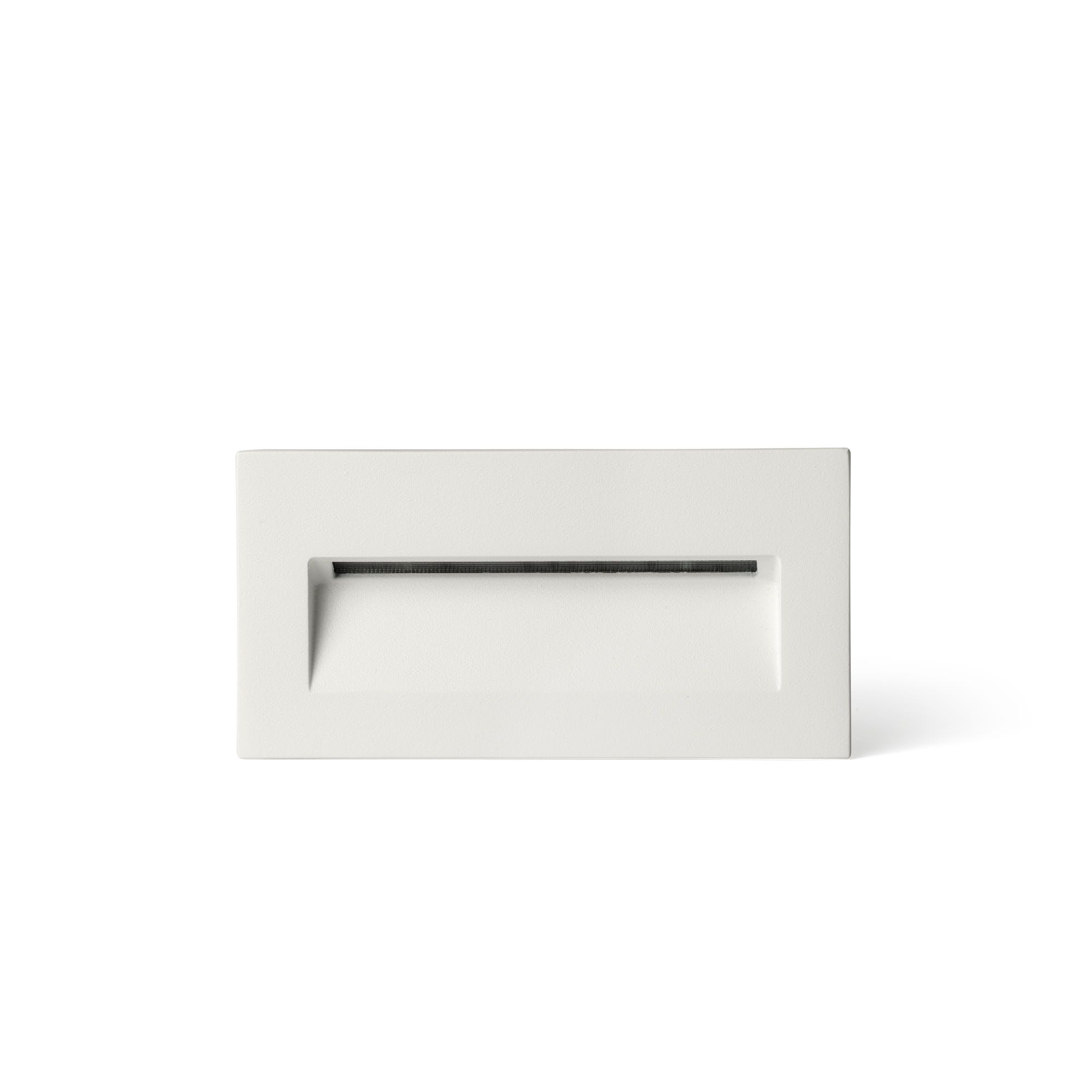 Faro - MANI, luminaire encastrable blanc pour éclairer les allées sans éblouissement.