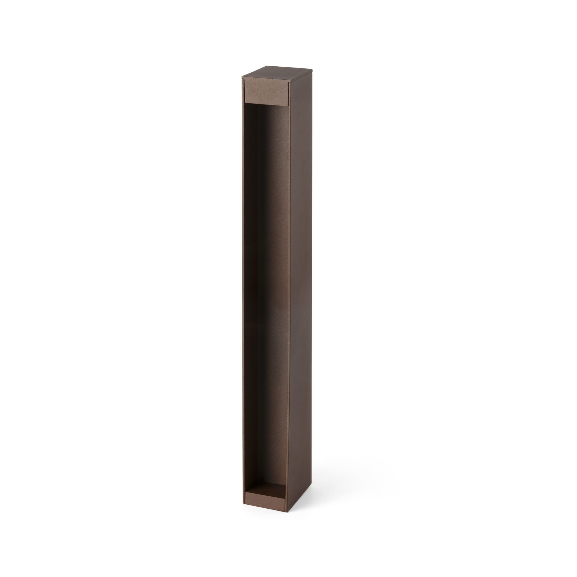 Faro - CERLER 600, balise élégante rouille pour éclairer vos espaces extérieurs.