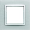 Hager - WK873 - Kallysta épure plaque 3 postes horizontale entraxe71 alu brossé col Metalia Alba Hager - WK873 - Kallysta épure plaque 3 postes horizontale entraxe71 alu brossé col Metalia Alba
